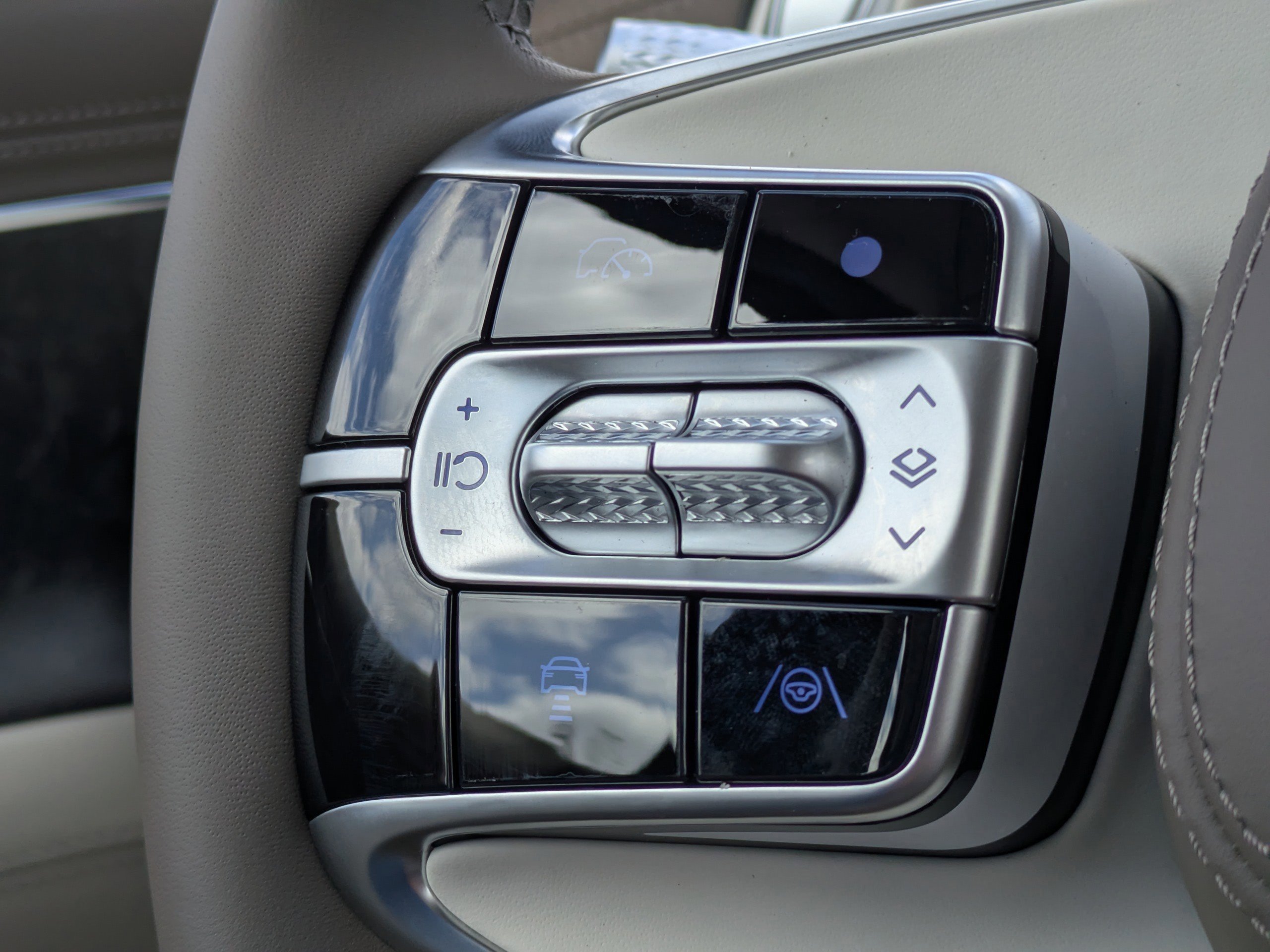 New 2026 Genesis G90 3.5T AWD/4WD image 25