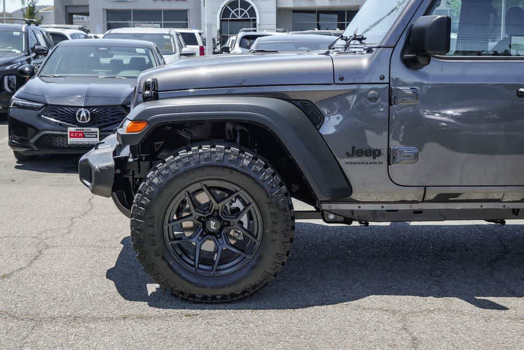 Used 2026 Jeep Wrangler Unlimited Sport AWD/4WD image 9