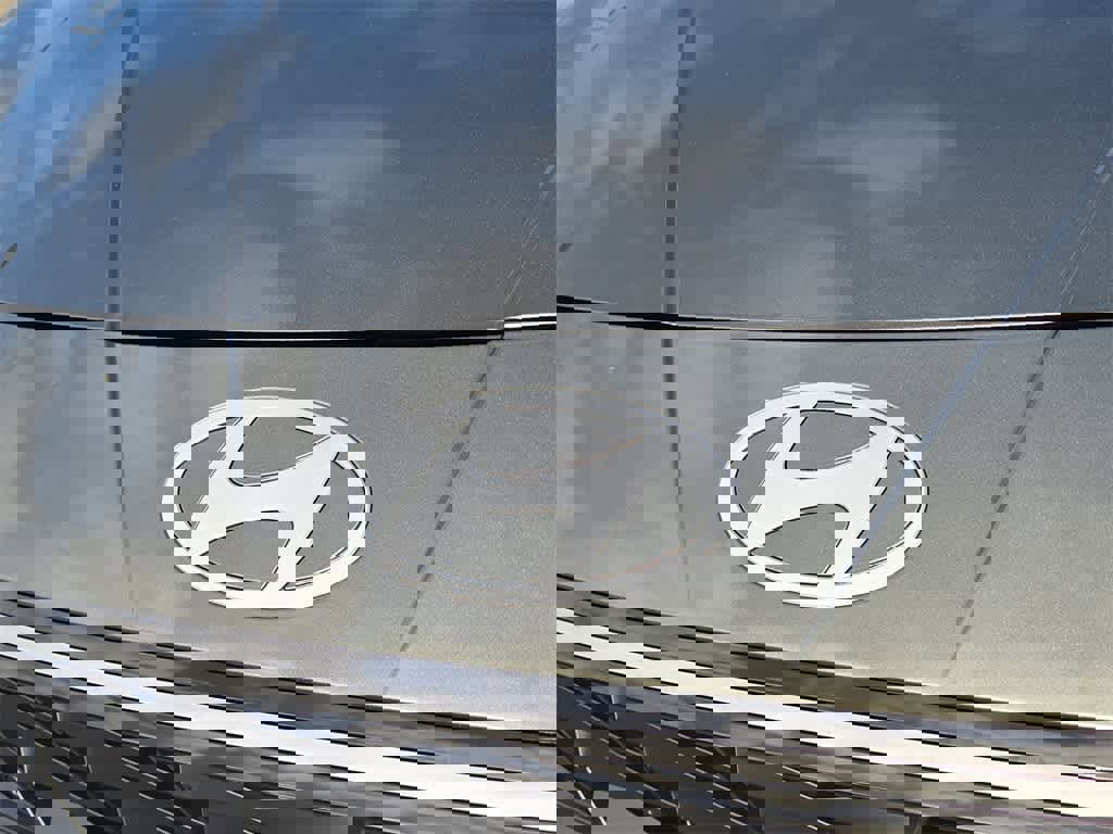 New 2026 Hyundai Elantra SEL Sport Premium image 12