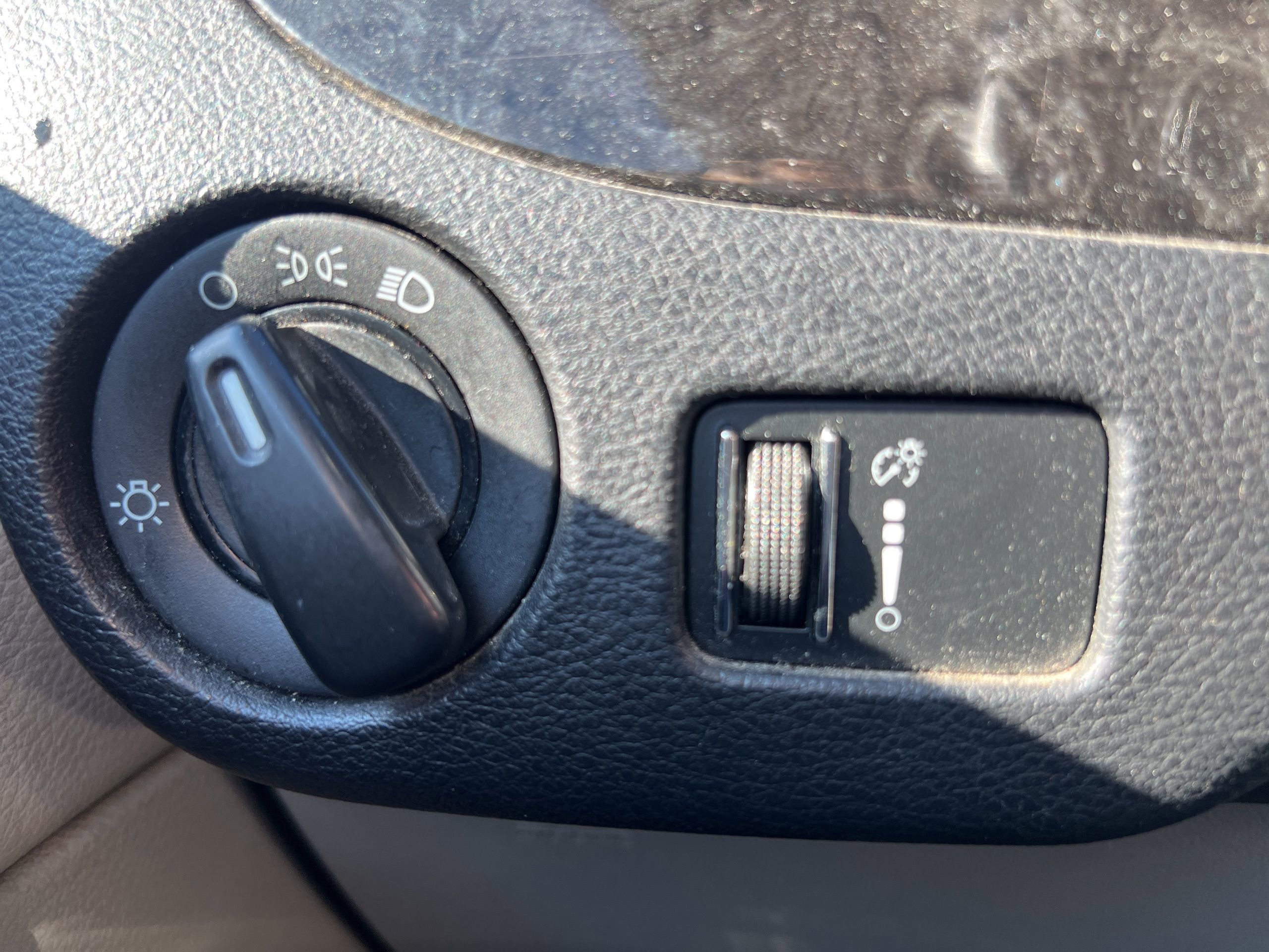 Used 2012 Dodge Grand Caravan SE FWD image 15