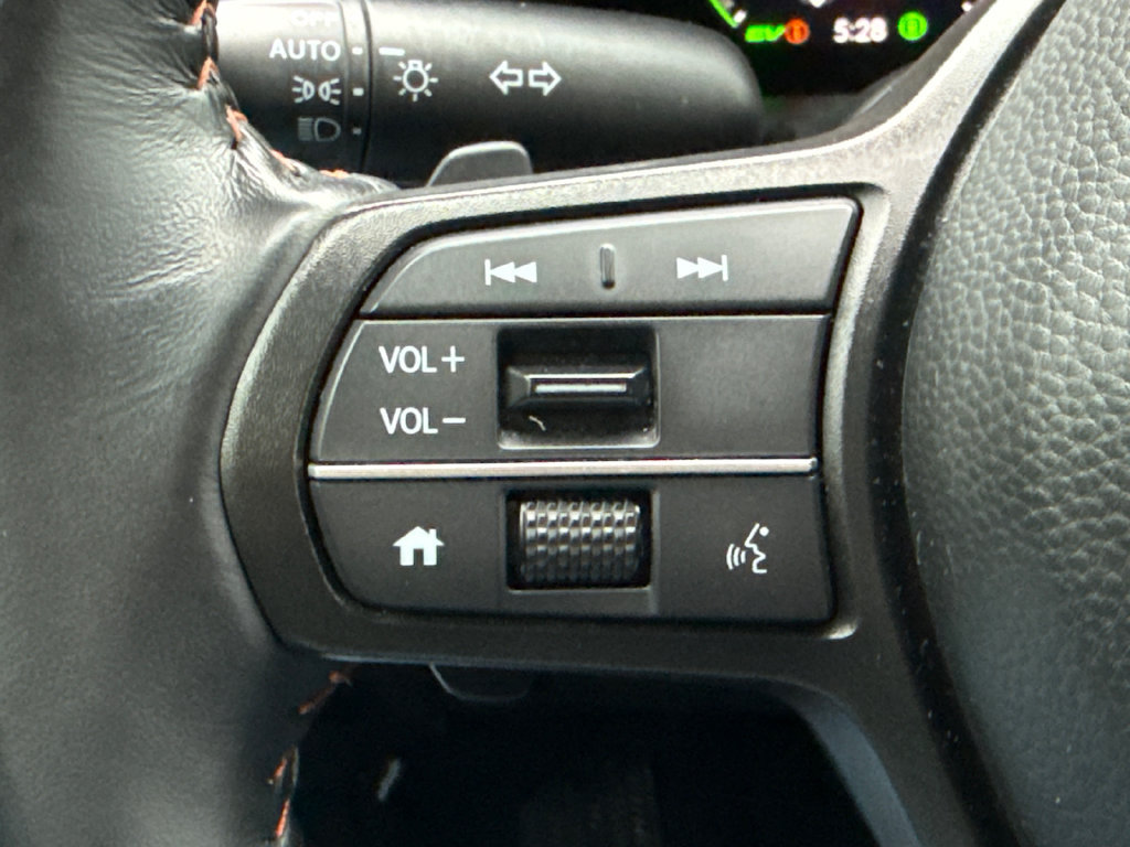 Certified 2025 Honda CR-V Sport-L image 30