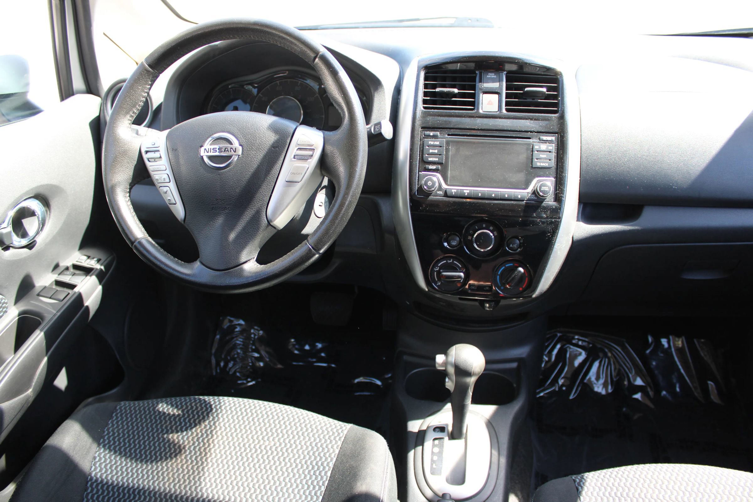 Used 2016 Nissan Versa Note SV image 8