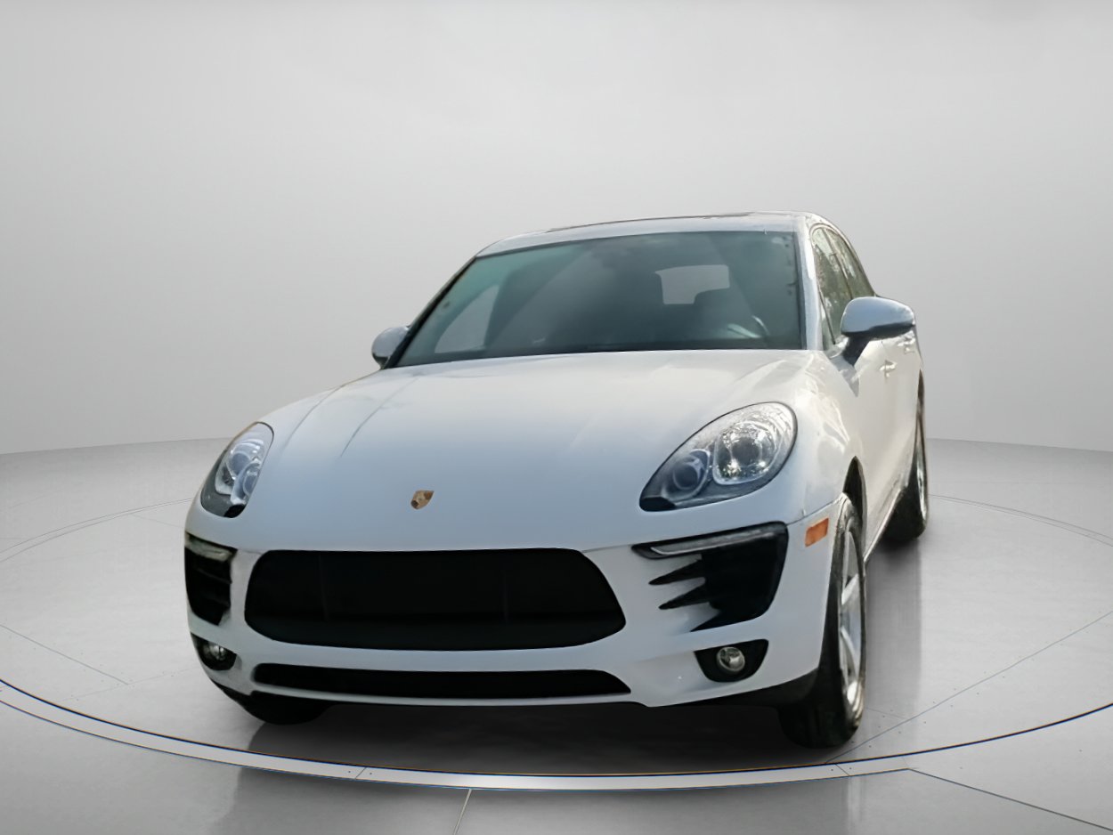 Used 2018 Porsche Macan image 8