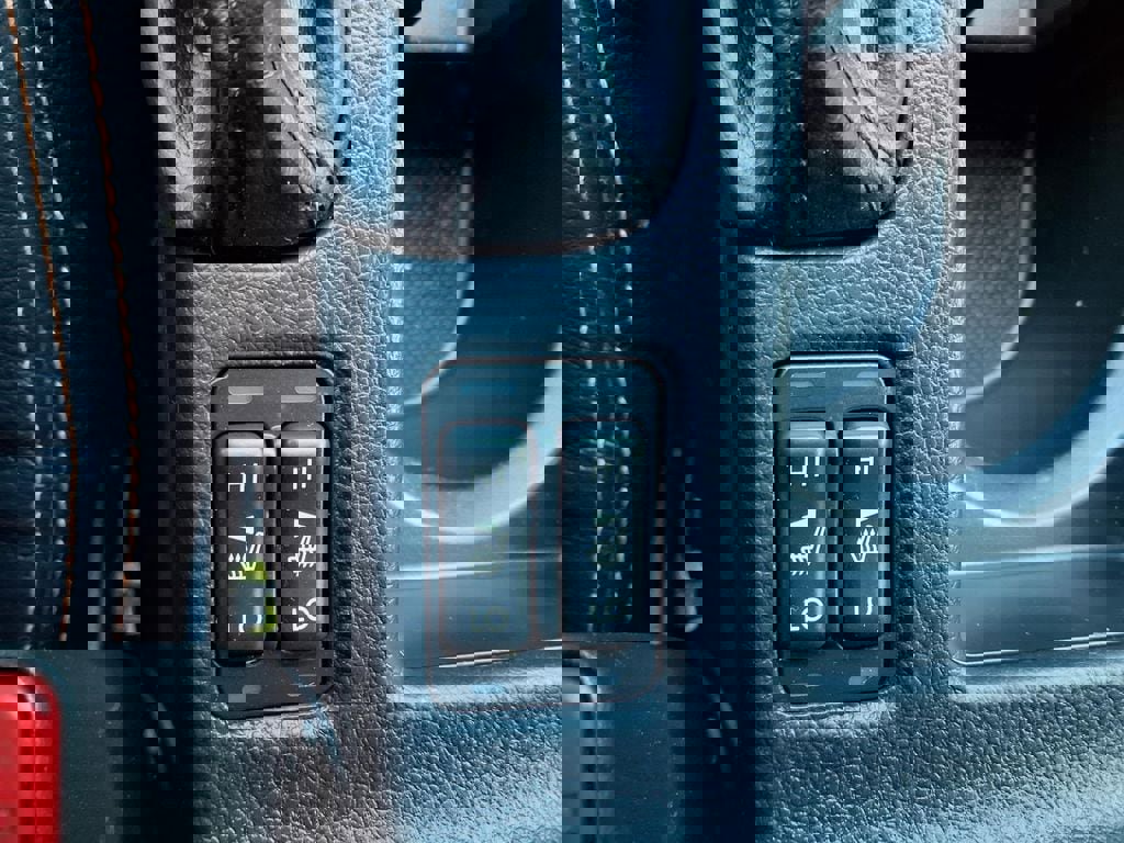 Used 2017 Subaru Crosstrek 2.0i Limited image 7