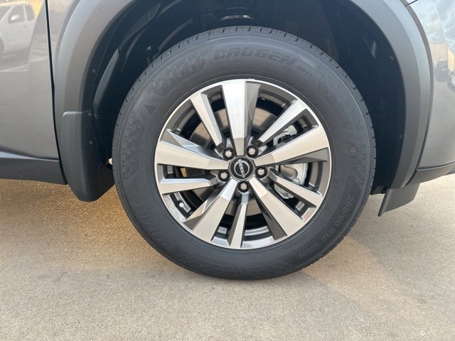 New 2025 Nissan Pathfinder SL image 4