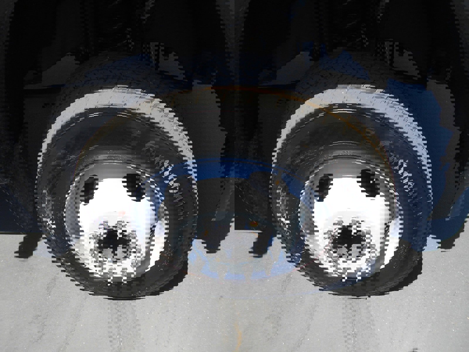 Used 2025 Ford F550 2WD Regular Cab Super Duty image 13