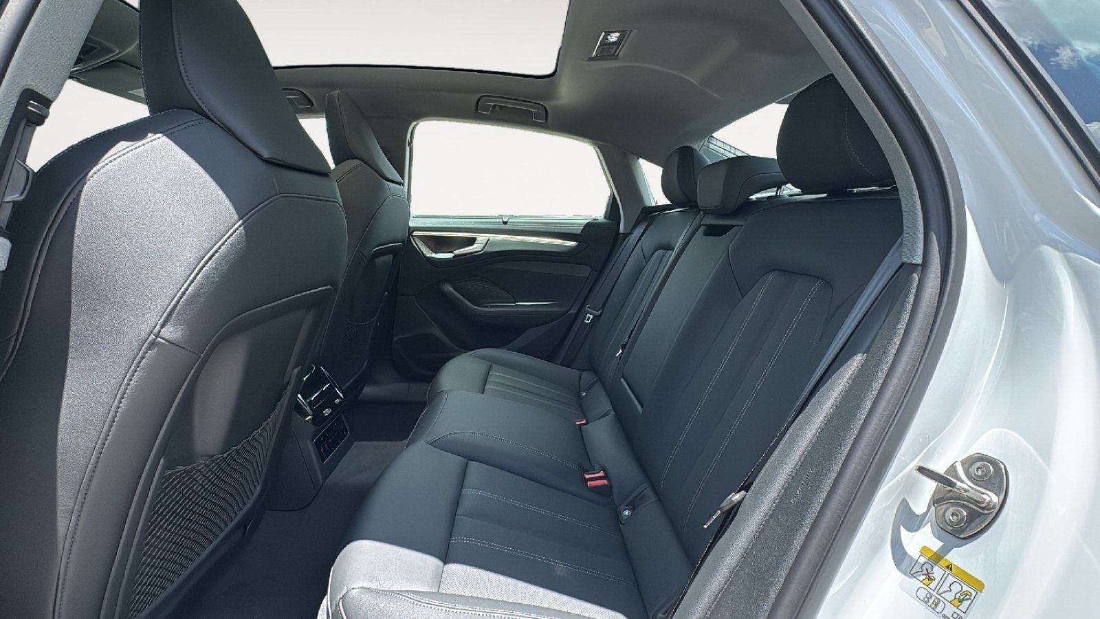 New 2026 Audi A6 Premium Plus AWD/4WD image 15