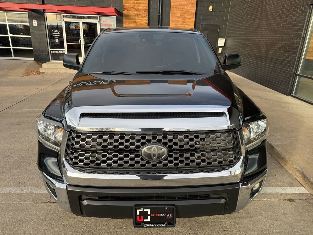 Used 2018 Toyota Tundra SR5 w/ SR5 Upgrade Package image 8