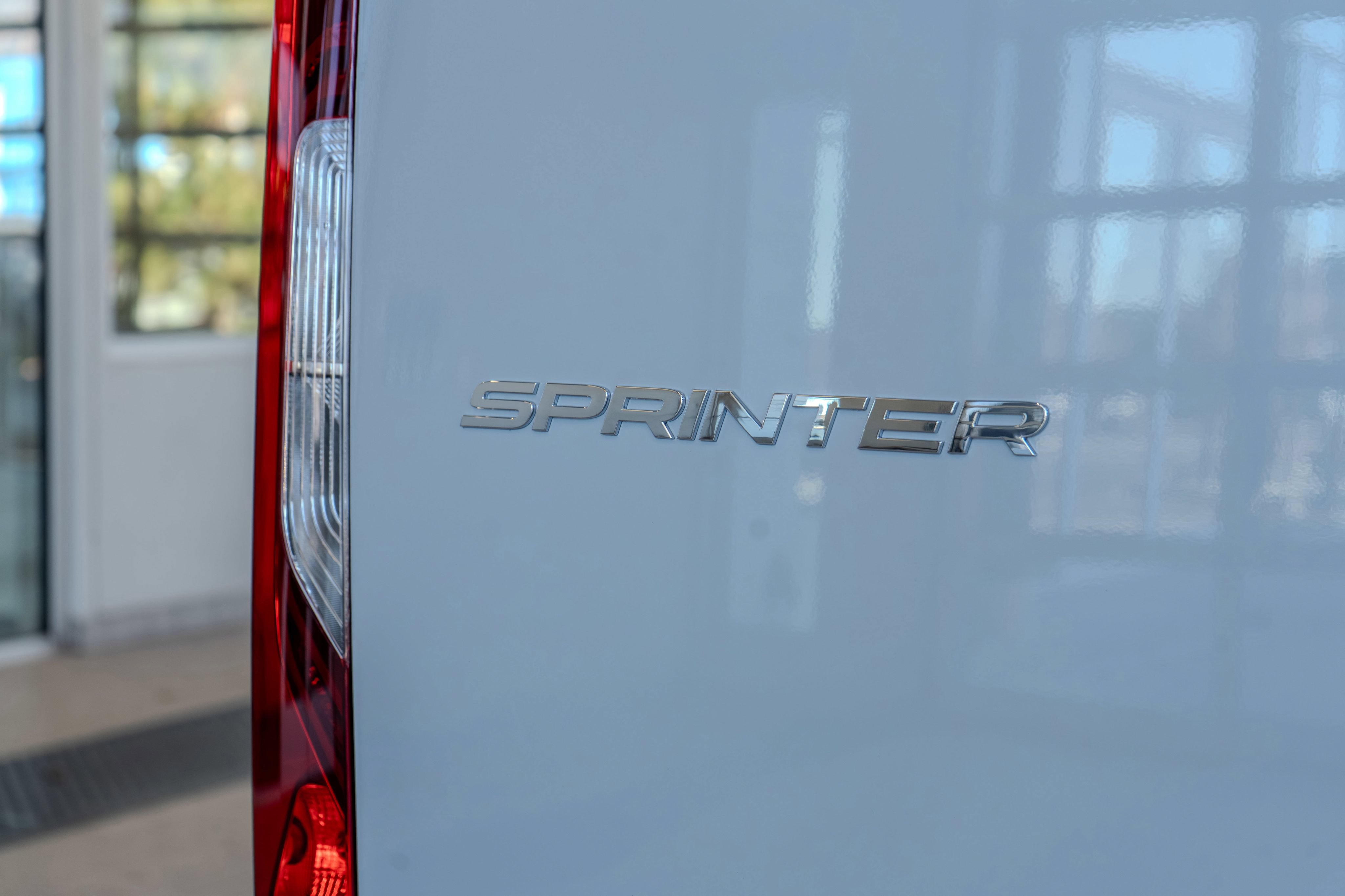 Used 2025 Mercedes-Benz Sprinter 2500 image 17