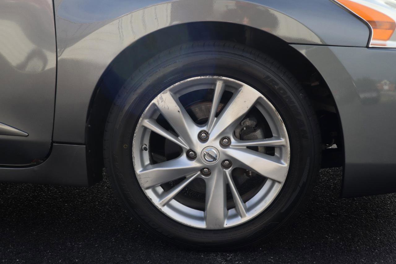 Used 2015 Nissan Altima 2.5 SV FWD image 29