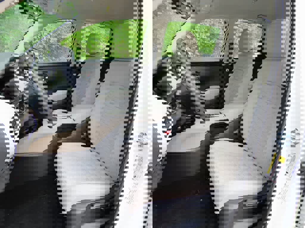 New 2026 Honda HR-V LX image 12