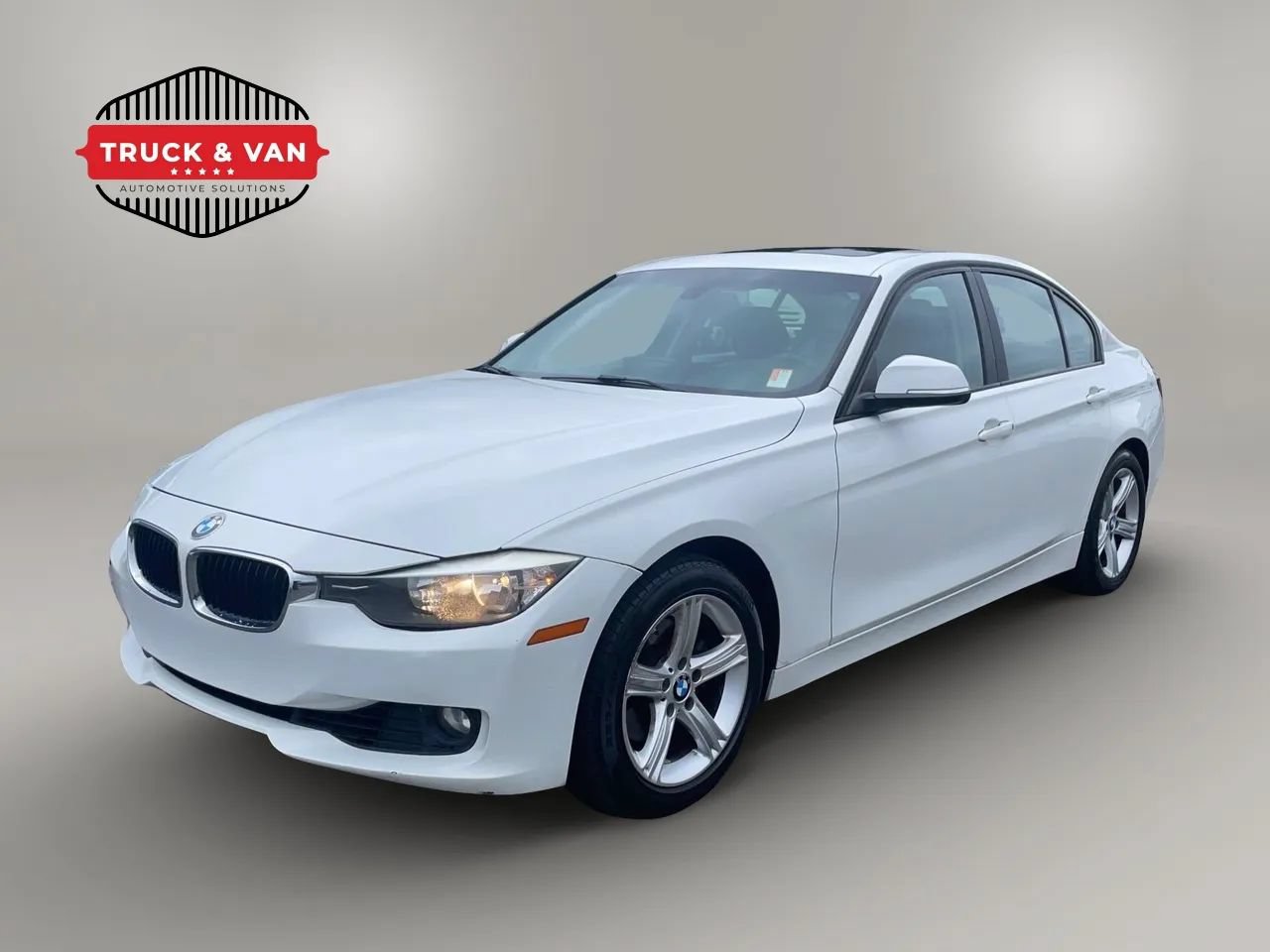 Used 2014 BMW 328i Sedan RWD image 1