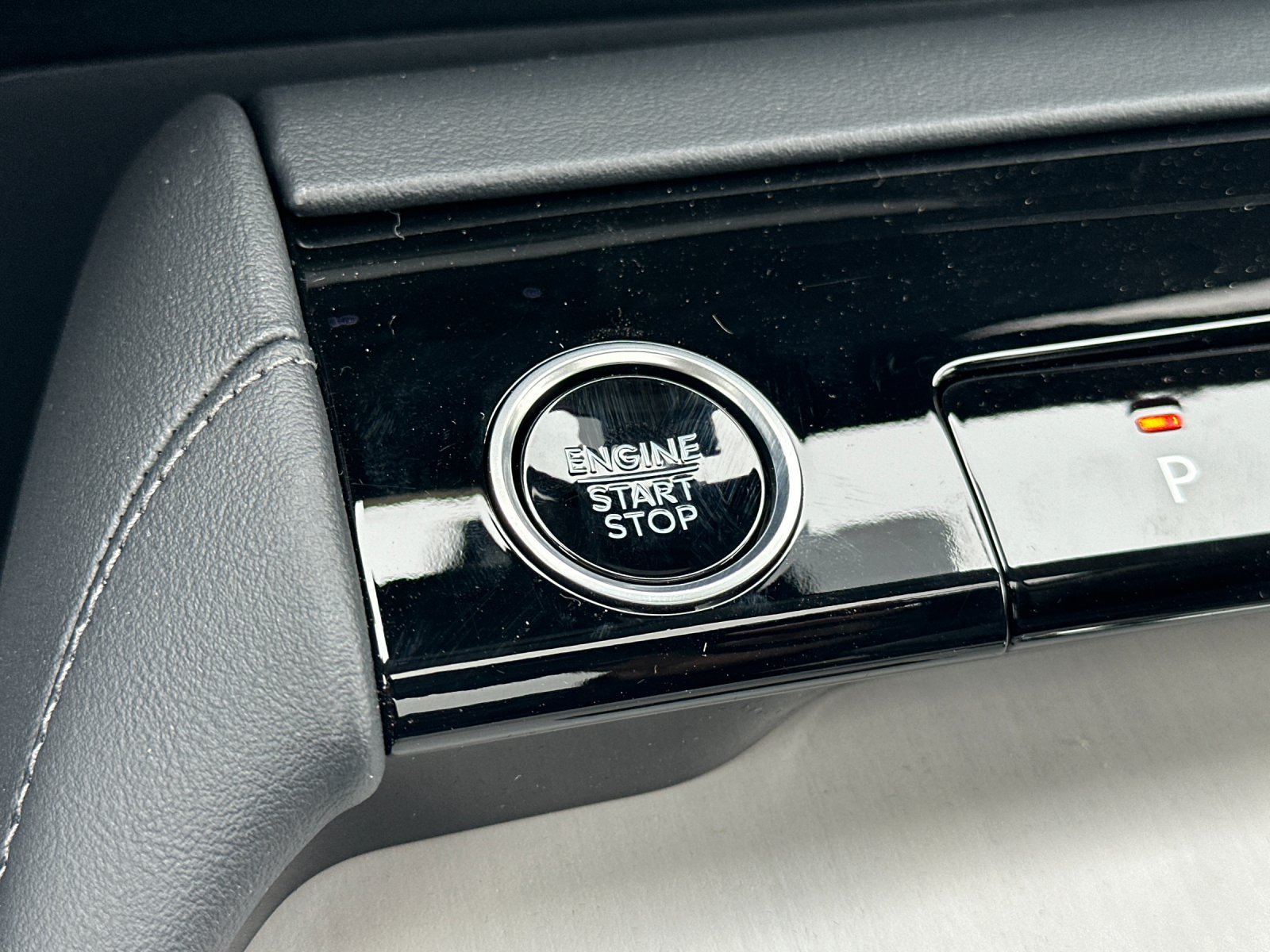 New 2026 Lincoln Navigator Reserve AWD/4WD image 23