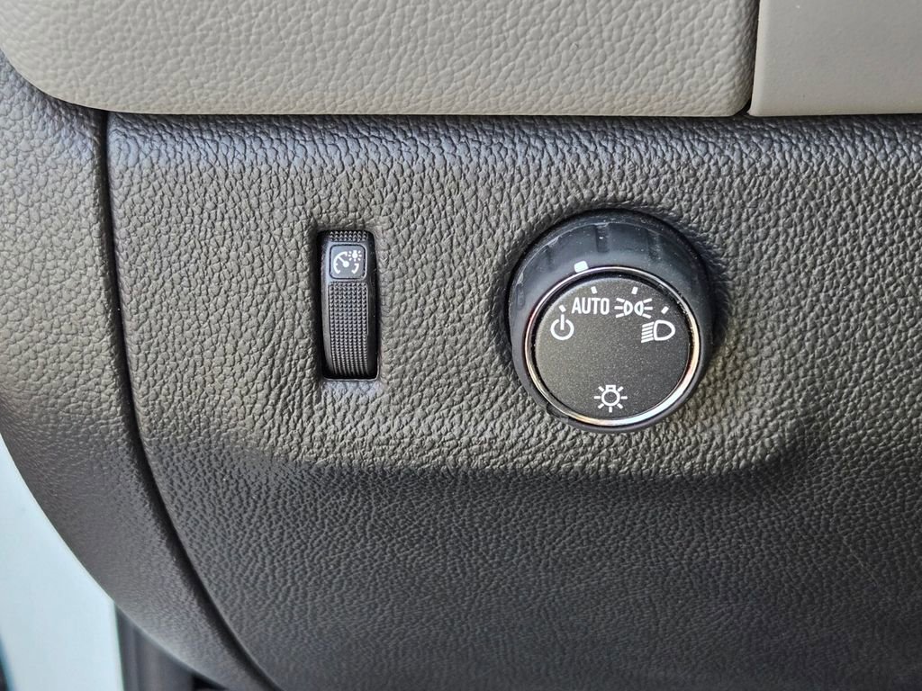 Used 2017 Chevrolet Colorado W/T image 26