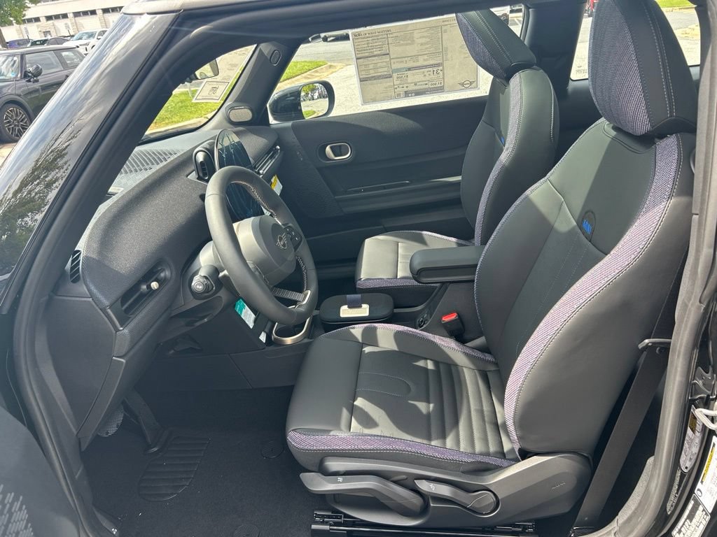 New 2027 MINI Cooper 2-Door Hardtop FWD image 17