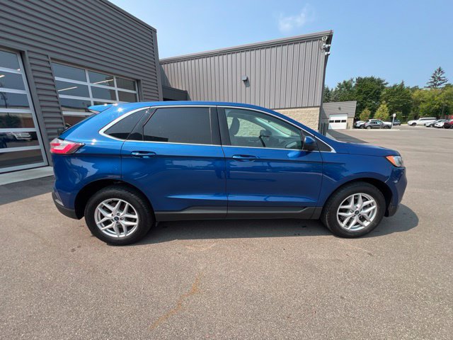 Used 2022 Ford Edge SEL w/ Convenience Package AWD/4WD image 4
