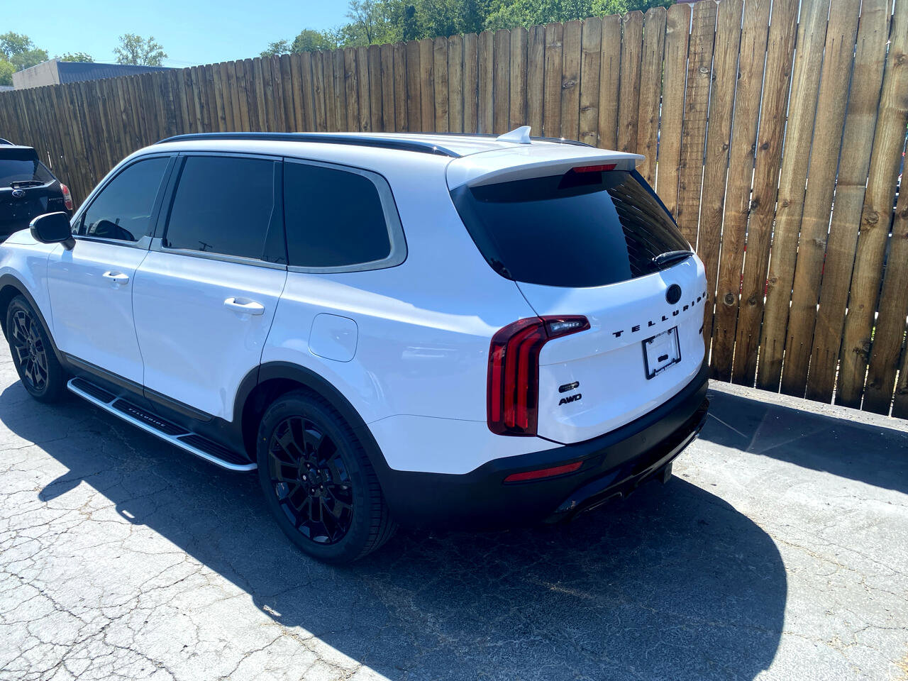 Used 2021 Kia Telluride EX w/ EX Premium Package image 8