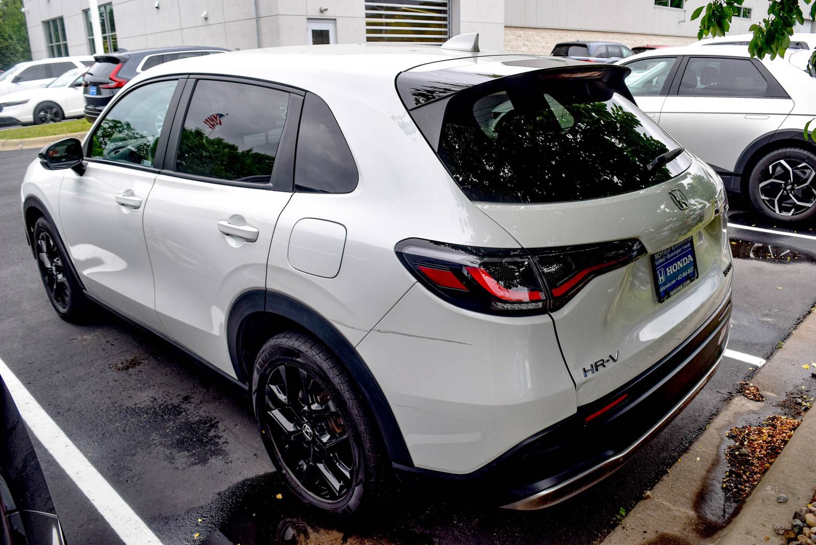 Used 2023 Honda HR-V Sport image 18