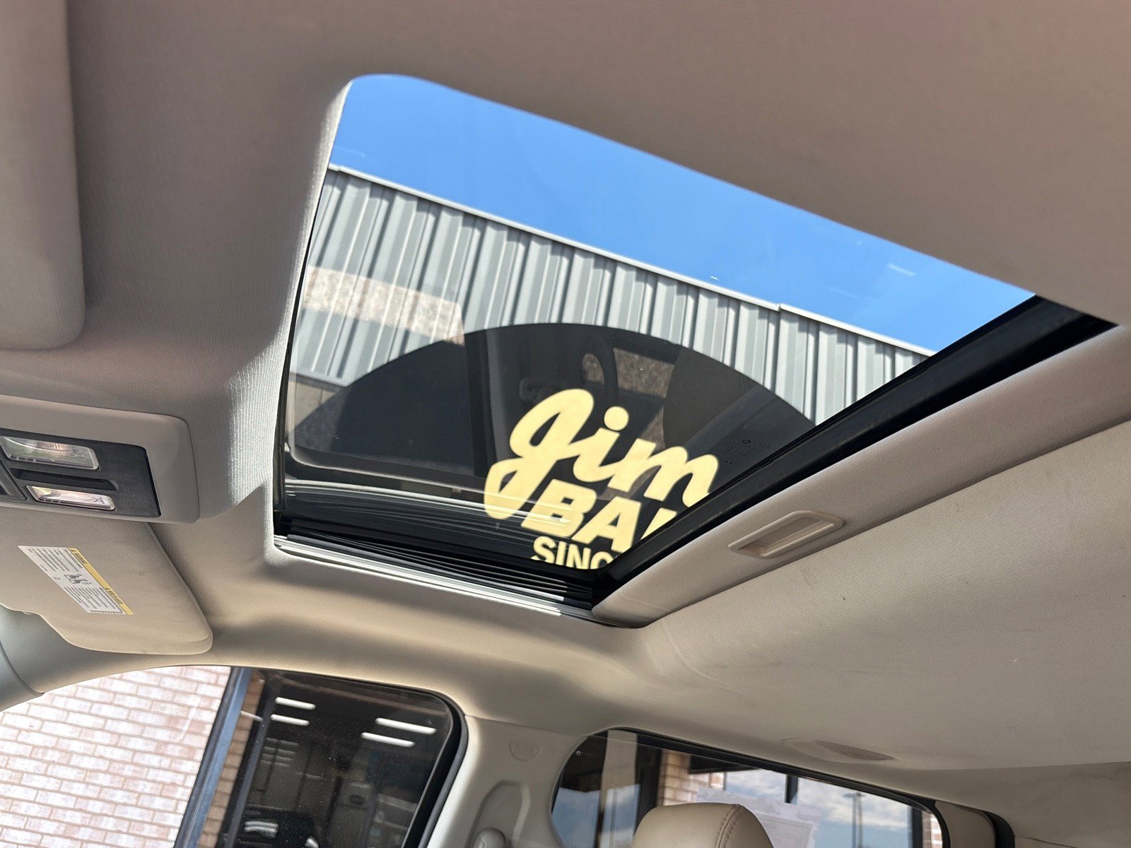 Used 2015 RAM 1500 Laramie image 16