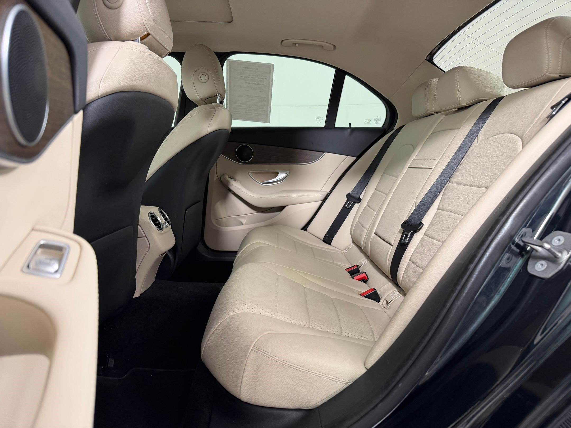 Used 2019 Mercedes-Benz C 300 4MATIC Sedan image 12