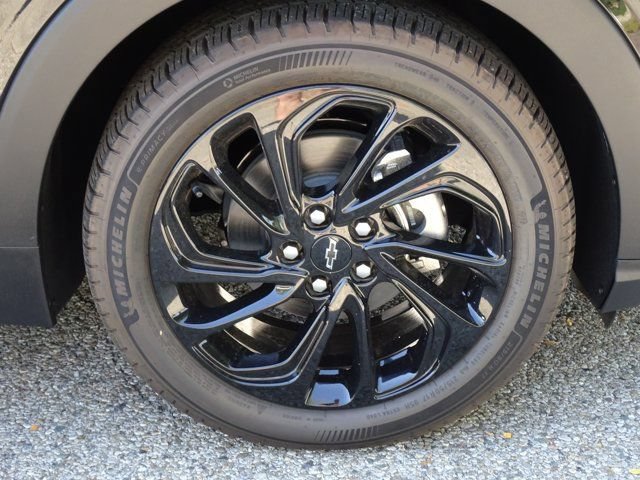 New 2027 Chevrolet Bolt RS w/ Super Cruise Package FWD image 14