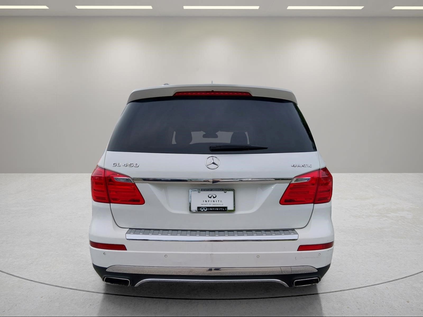 Used 2016 Mercedes-Benz GL 450 4MATIC image 4