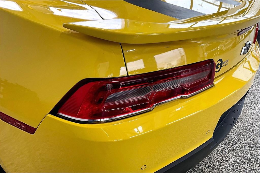 Used 2014 Chevrolet Camaro SS w/ RS Package RWD image 31