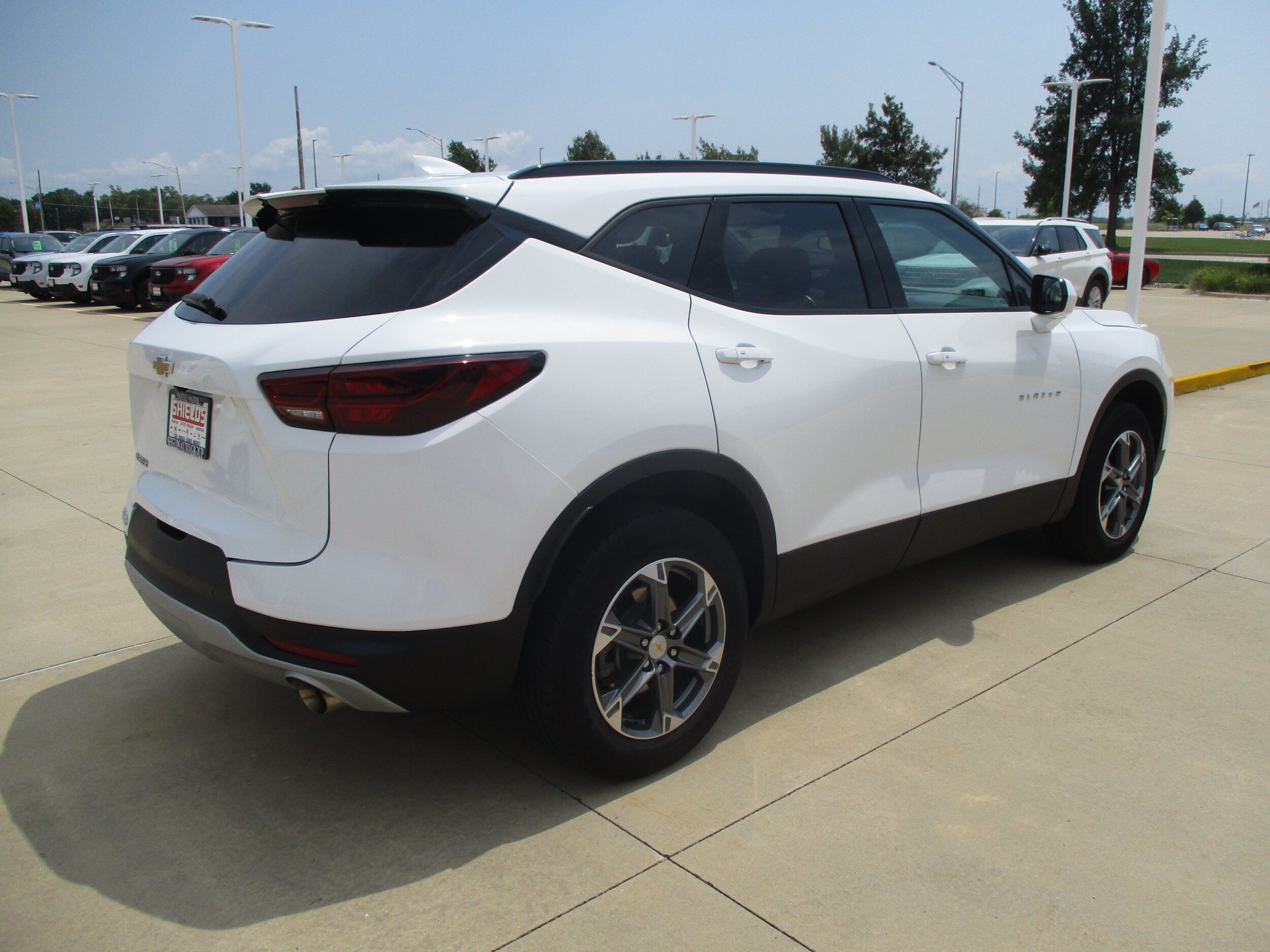 Used 2024 Chevrolet Blazer LT w/ Convenience Package FWD image 6