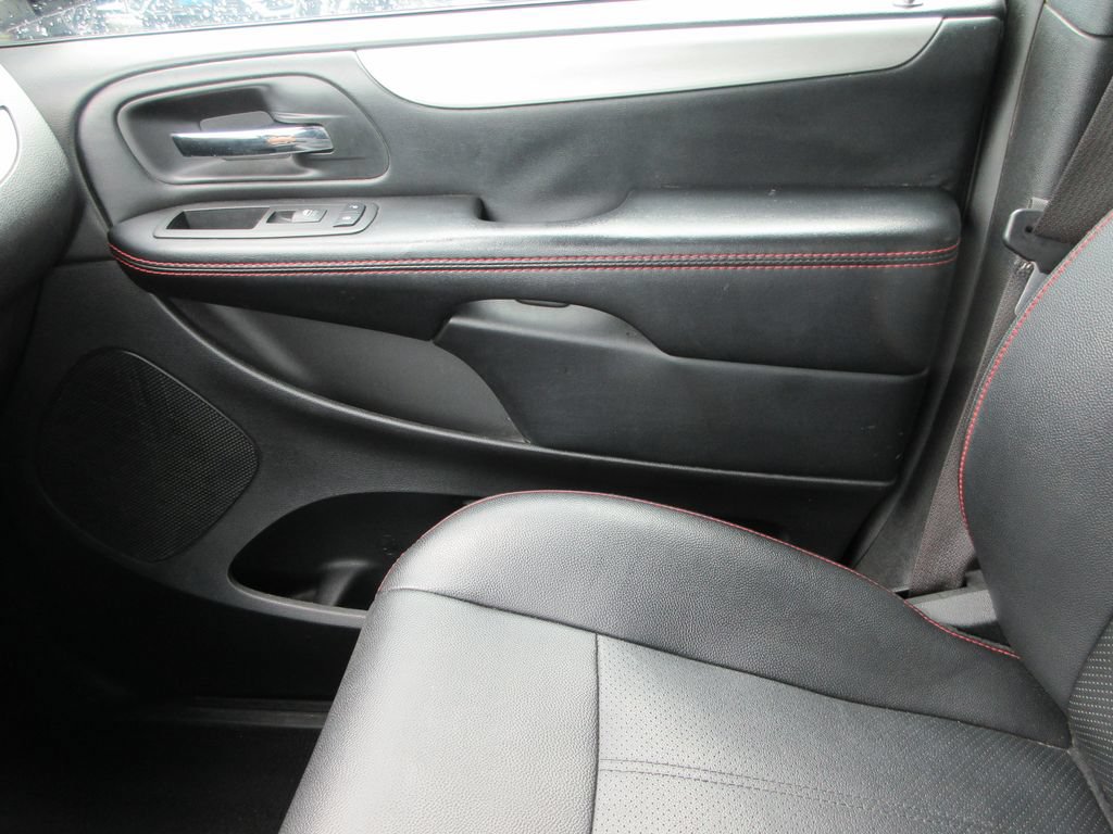 Used 2019 Dodge Grand Caravan GT FWD image 32