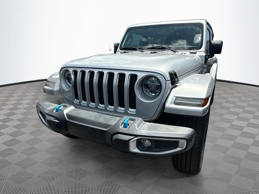 Used 2022 Jeep Wrangler Unlimited Sahara AWD/4WD image 4