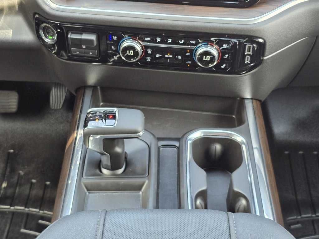 Used 2025 GMC Sierra 1500 SLT w/ SLT Premium Package AWD/4WD image 22