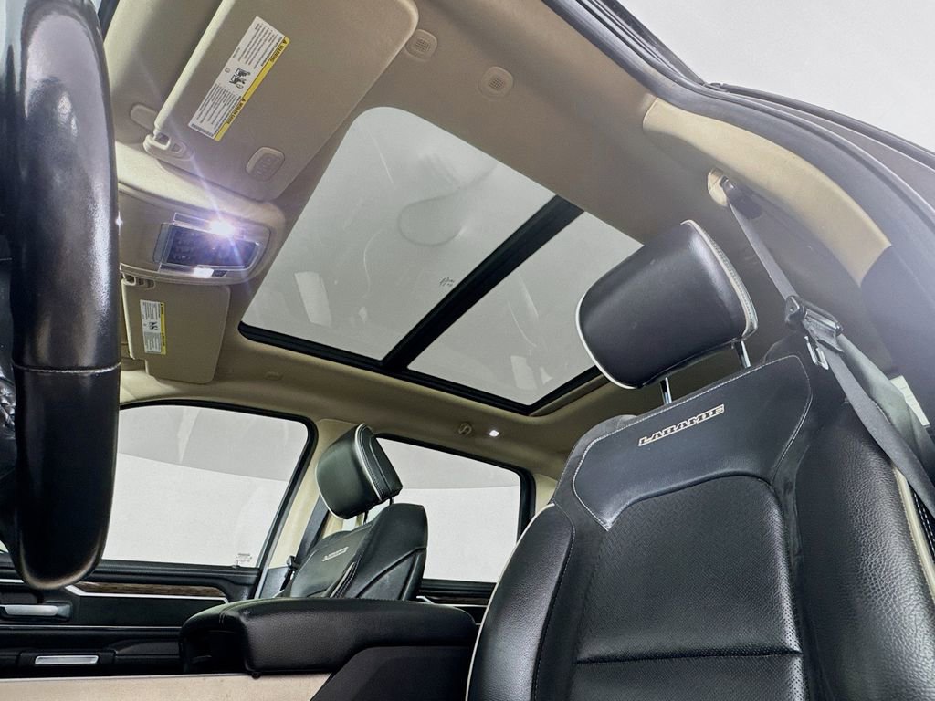 Used 2019 RAM 1500 Laramie AWD/4WD image 21