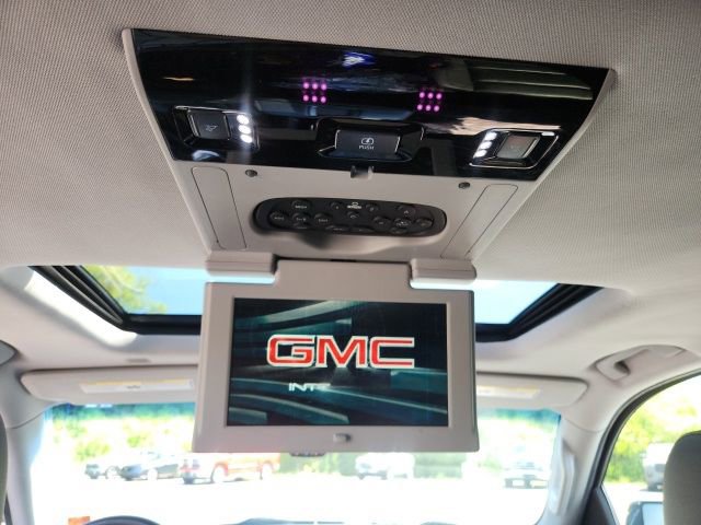 Used 2018 GMC Yukon XL SLT w/ Open Road Package AWD/4WD image 15
