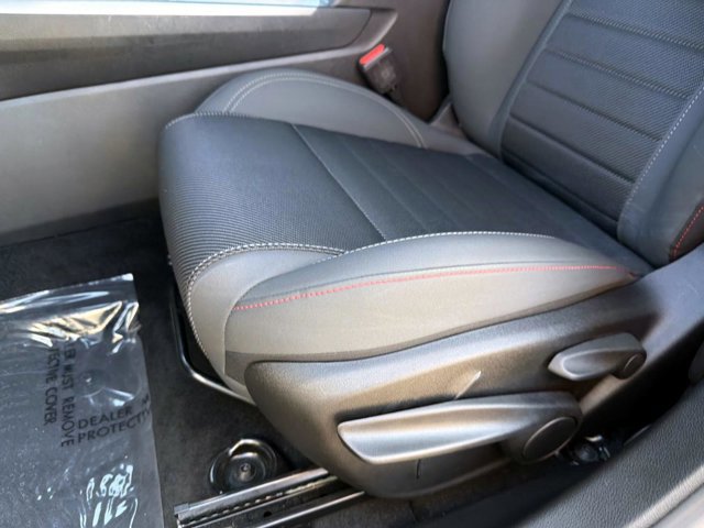 Used 2024 Dodge Hornet GT image 17