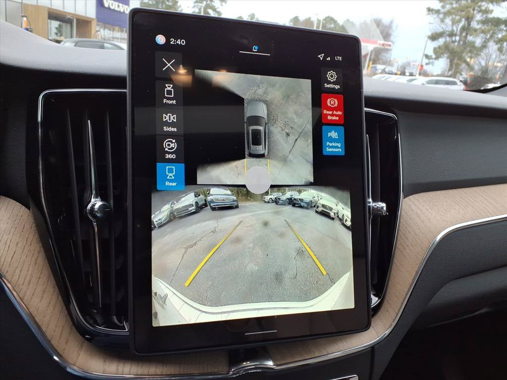 New 2026 Volvo XC60 B5 Plus w/ Protection Package Premier AWD/4WD image 21
