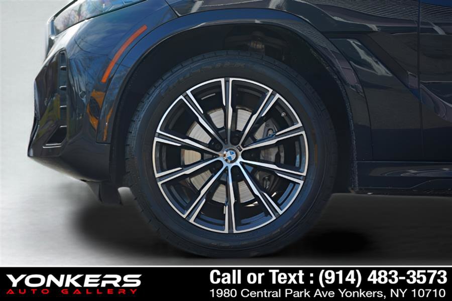 Used 2024 BMW X6 xDrive40i w/ Premium Package image 34