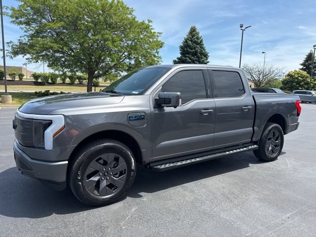 Used 2025 Ford F150 Lightning Lariat AWD/4WD image 3