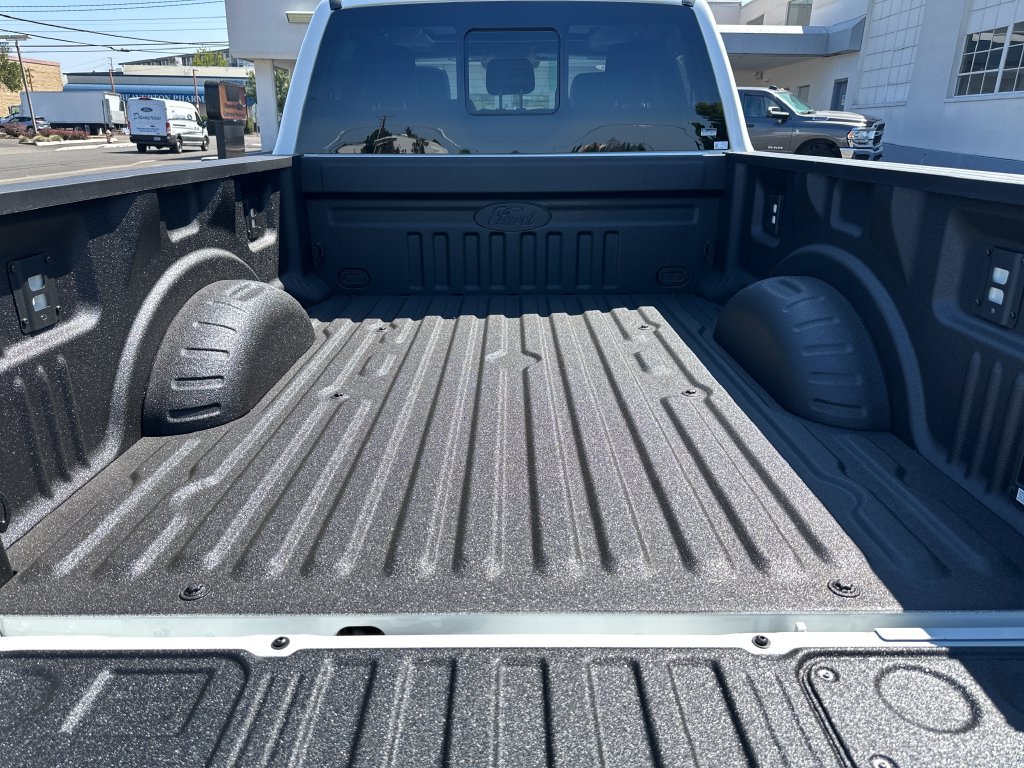 New 2026 Ford F250 Lariat w/ Tremor Off-Road Package AWD/4WD image 6