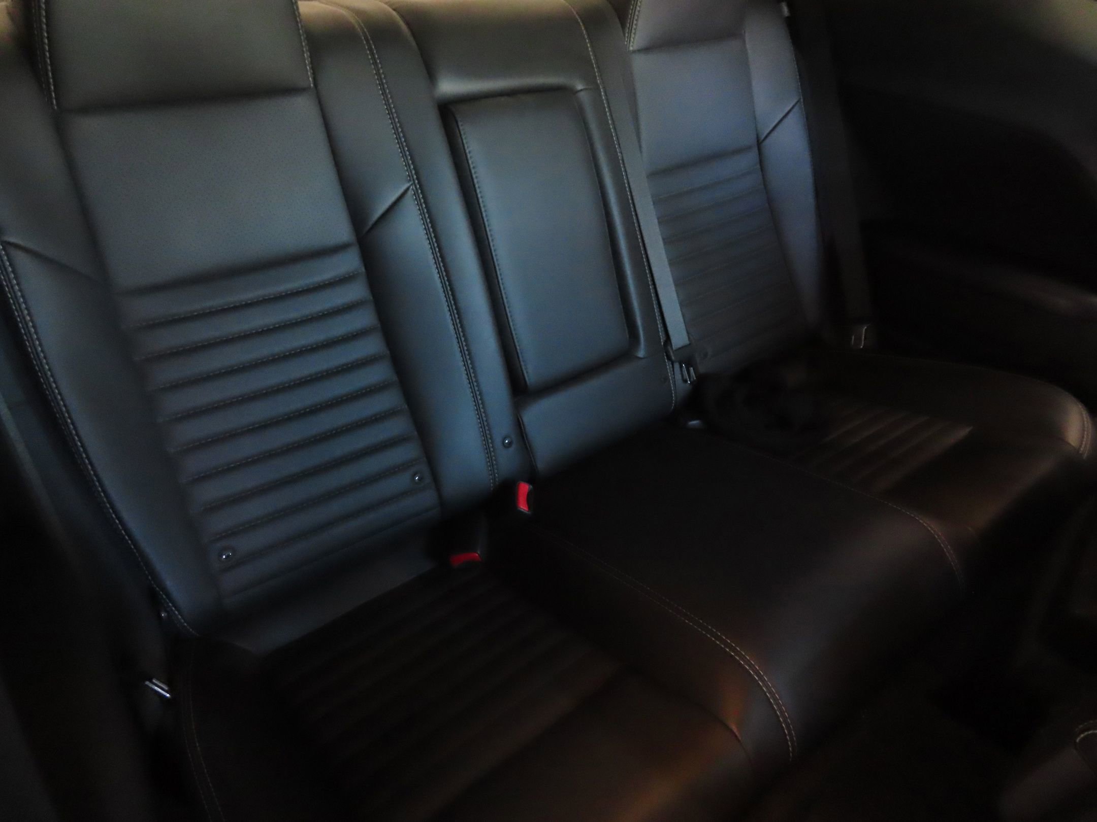 Used 2013 Dodge Challenger R/T Plus image 23