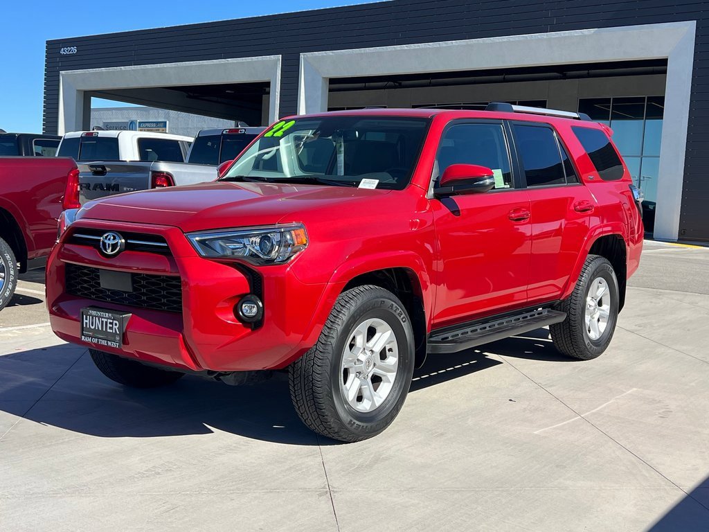 Used 2022 Toyota 4Runner SR5 Premium image 2