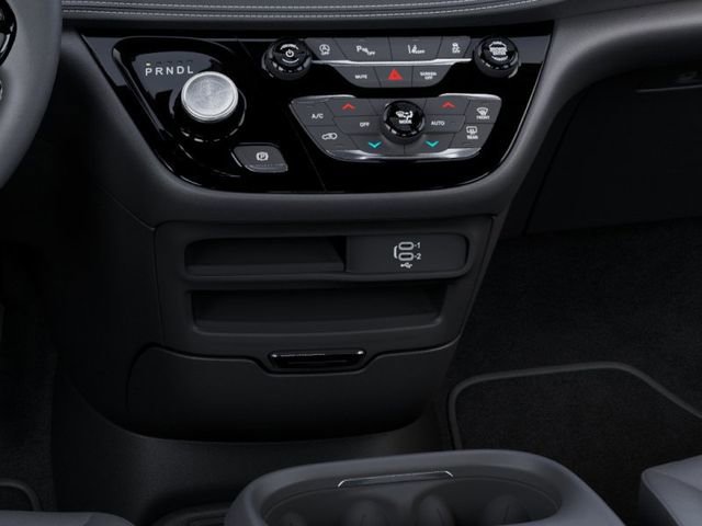 New 2026 Chrysler Pacifica Select FWD image 24