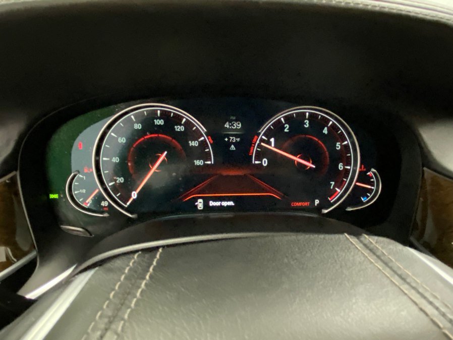 Used 2016 BMW 750i xDrive AWD/4WD image 33