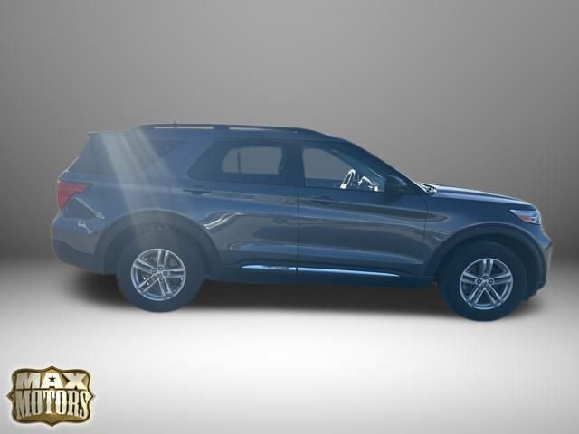 Used 2022 Ford Explorer XLT w/ Equipment Group 202A image 13