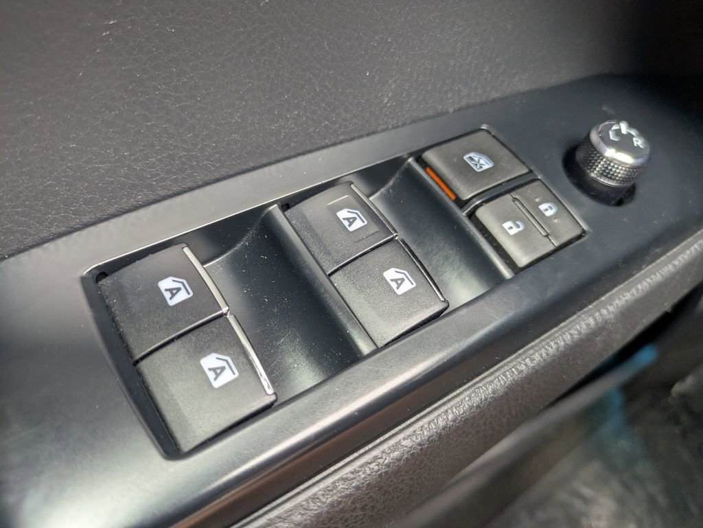 Used 2020 Toyota Camry XSE AWD/4WD image 24