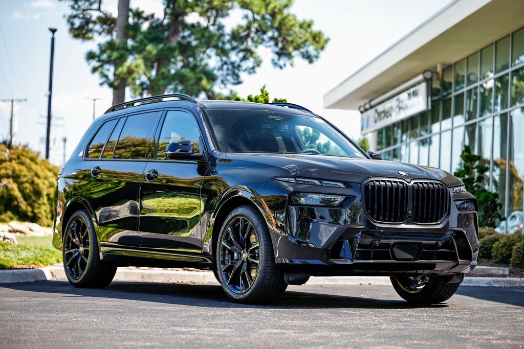 New 2026 BMW X7 xDrive40i w/ M Sport Package image 1