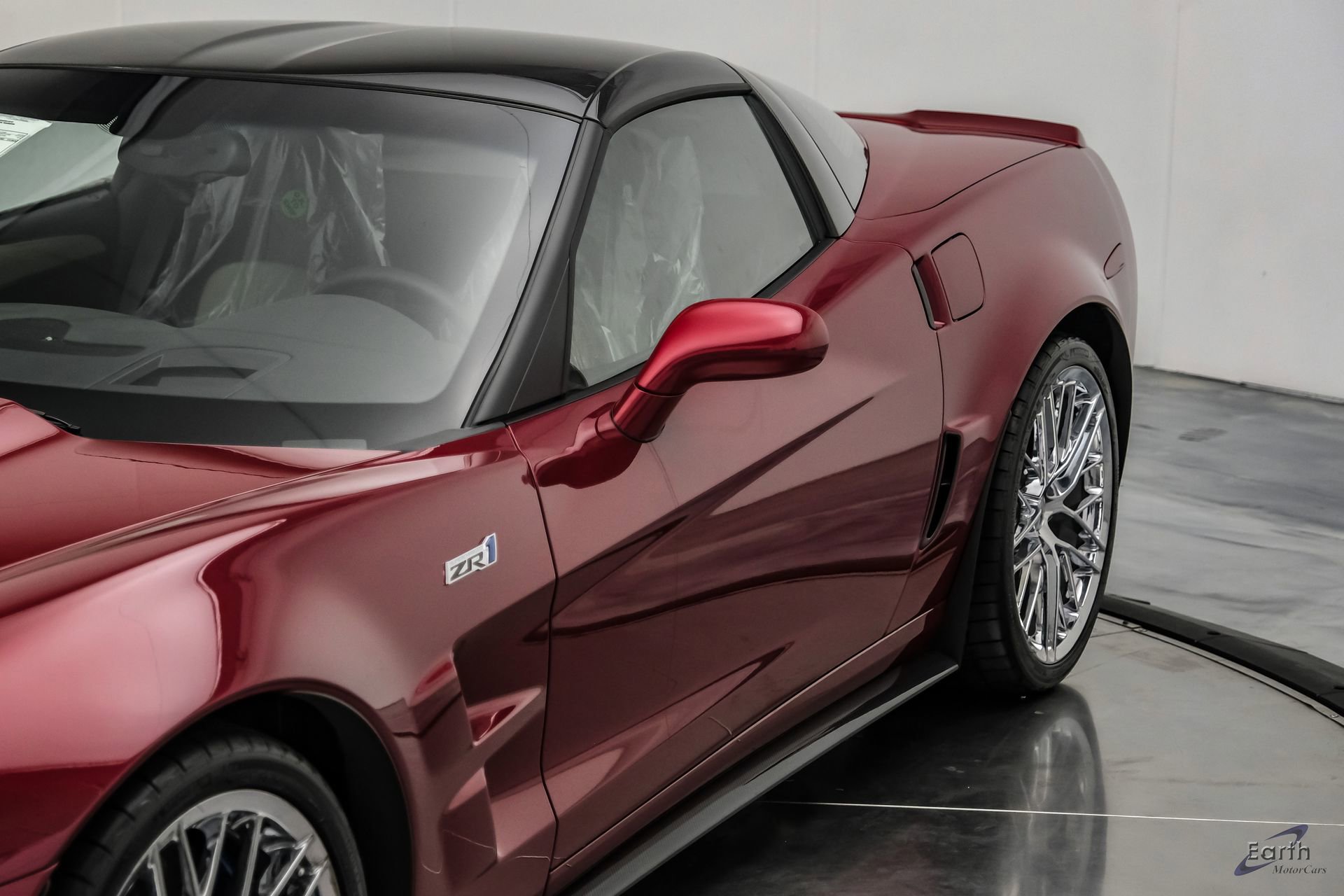 Used 2010 Chevrolet Corvette ZR1 w/ Preferred Equipment Group RWD image 28
