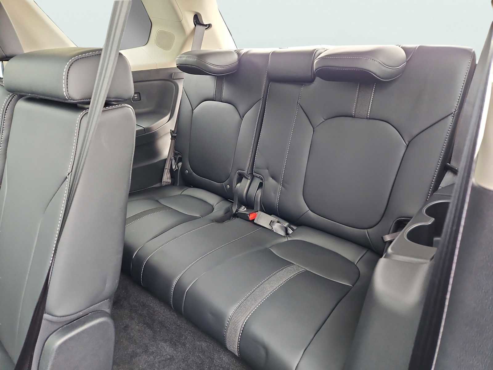 Certified 2025 Honda Pilot Touring image 37