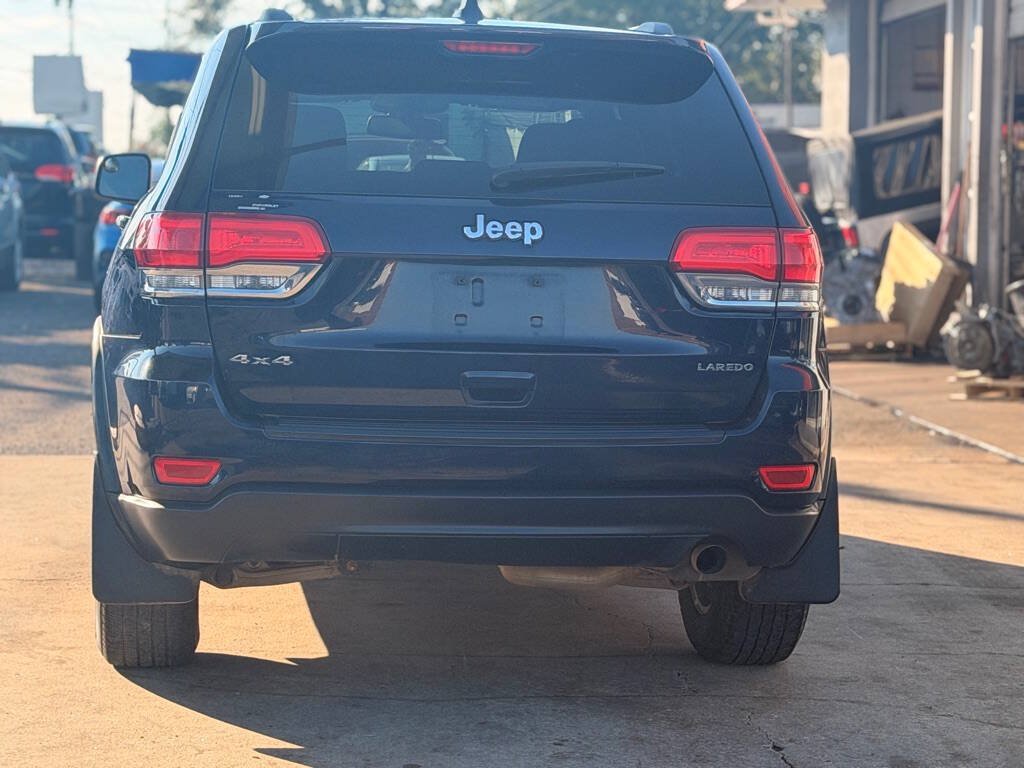 Used 2016 Jeep Grand Cherokee Laredo w/ Quick Order Package 23E AWD/4WD image 6