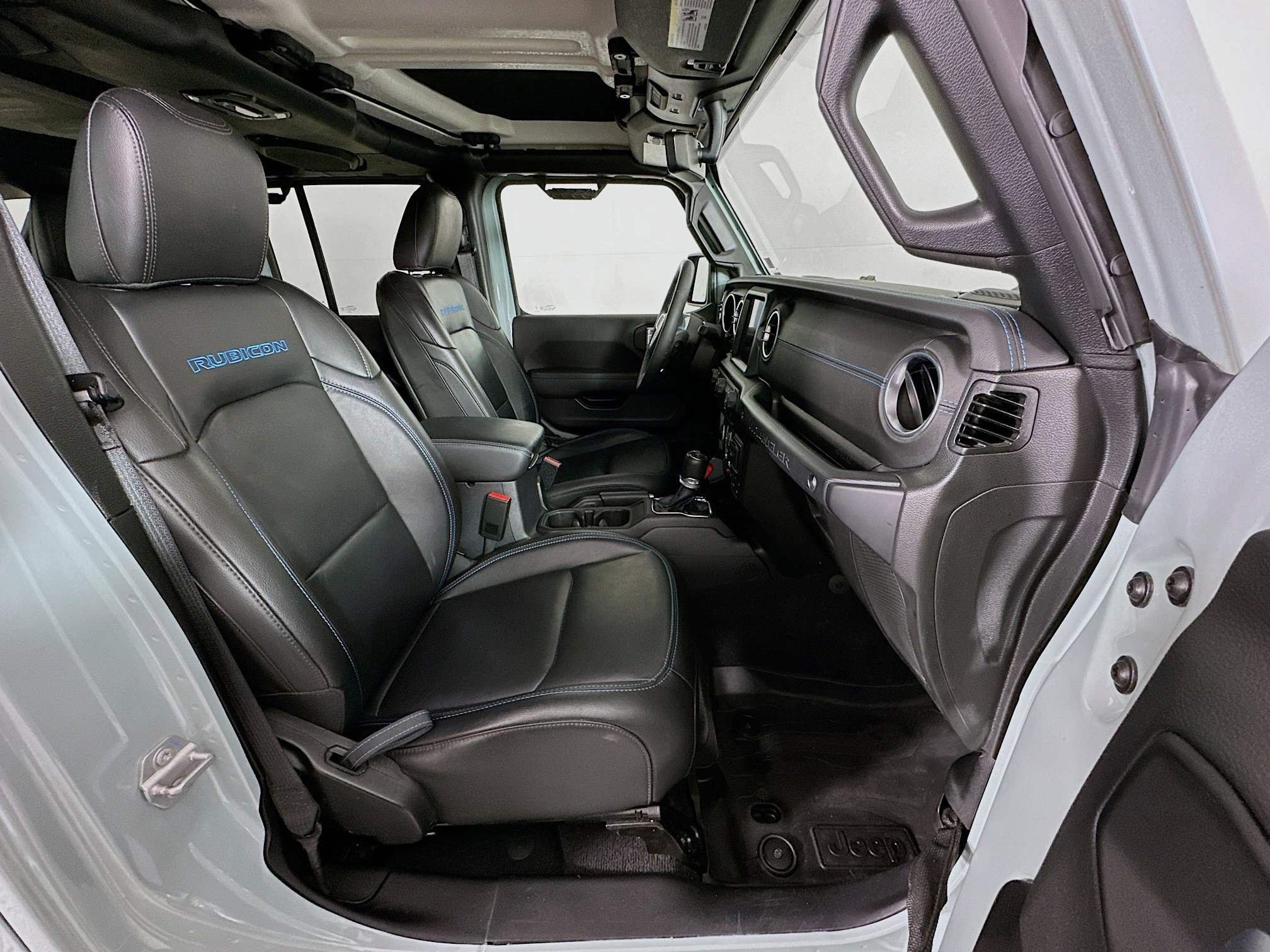 Used 2023 Jeep Wrangler Unlimited Rubicon 4xe w/ Cold Weather Group image 30