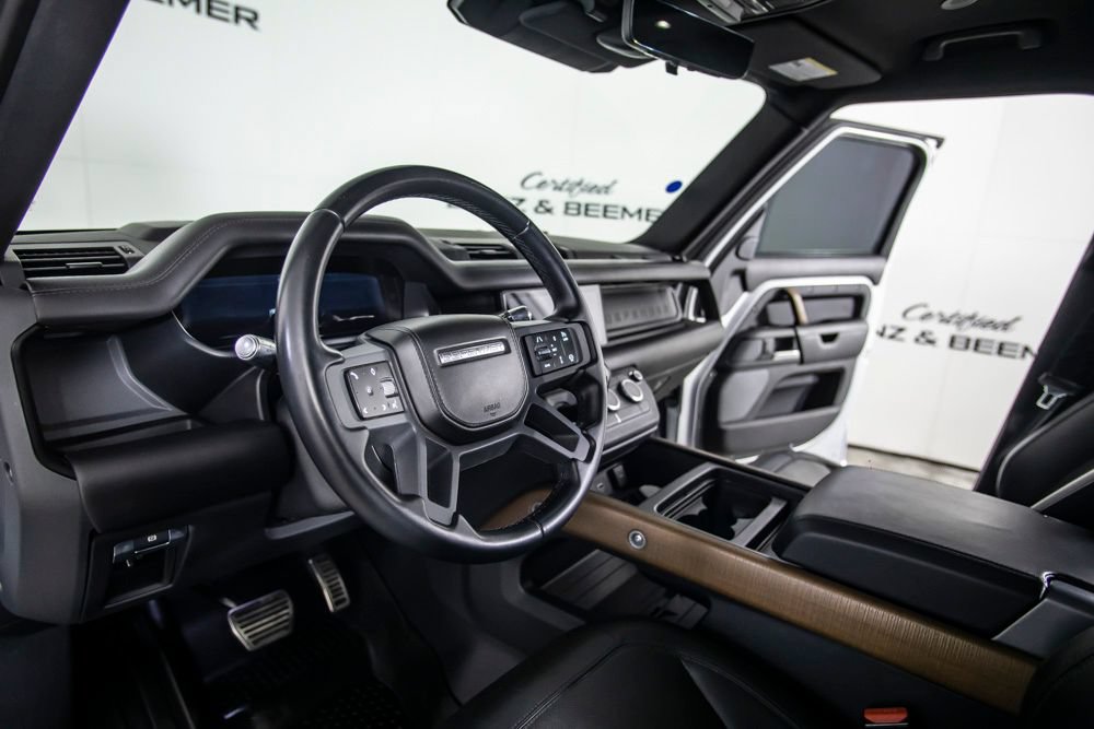 Used 2021 Land Rover Defender 110 X AWD/4WD image 20